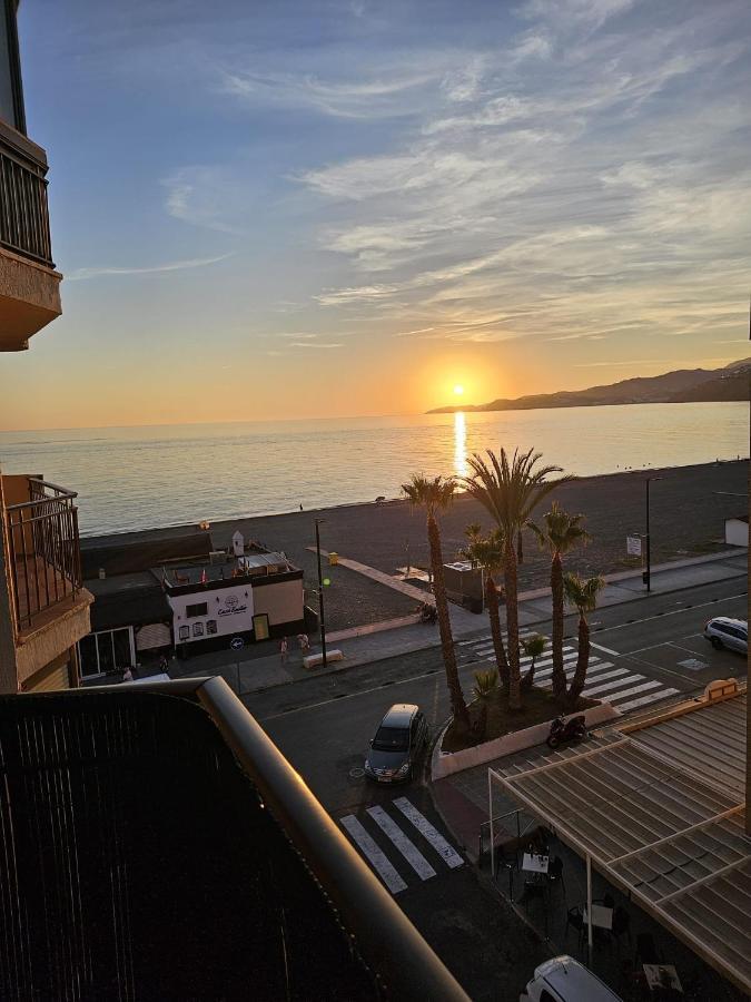 Apartamento En Primera Linea De Playa Salobreña Exterior foto