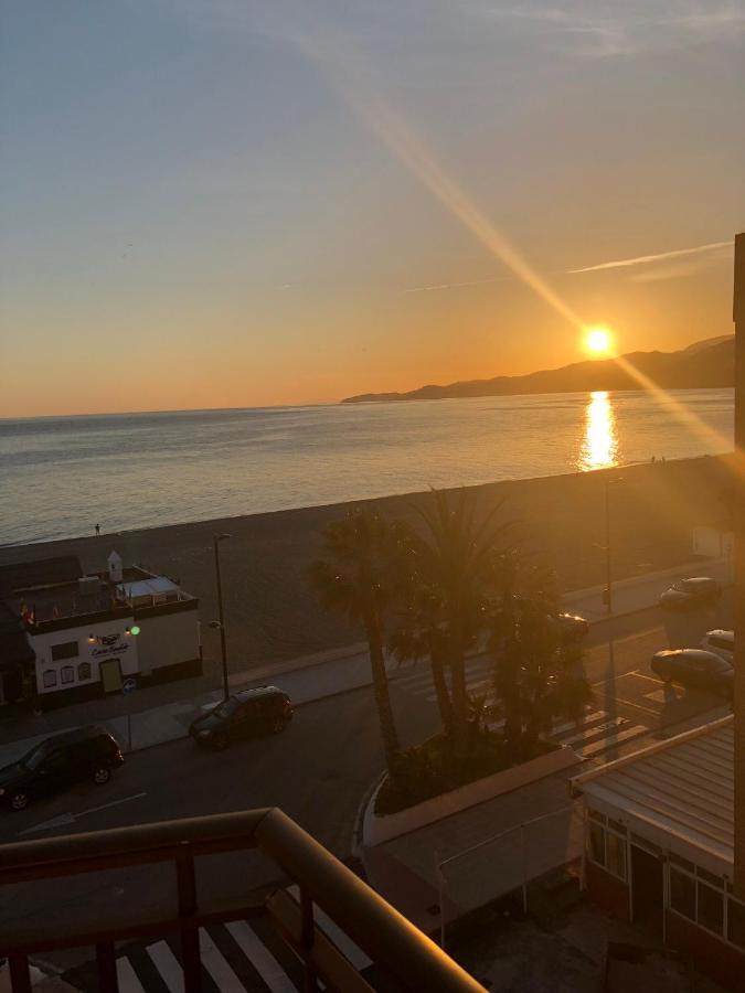 Apartamento En Primera Linea De Playa Salobreña Exterior foto